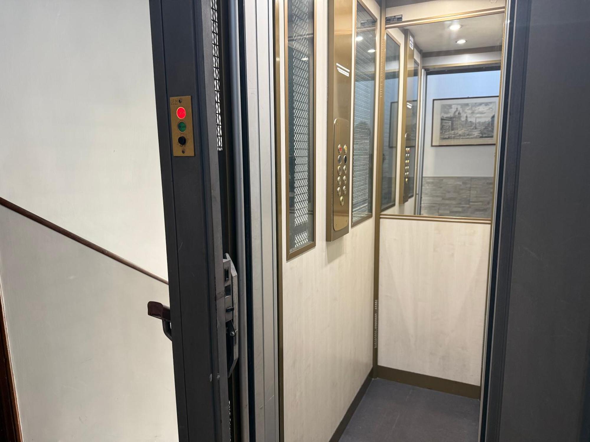 Ferienwohnung Anthony House, Anthony Floor 3, Castro Pretorio Rom Exterior foto